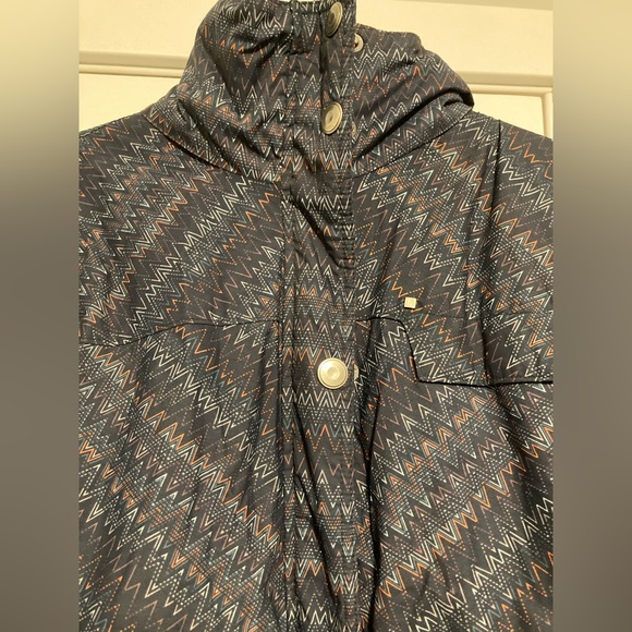 Columbia Women’s winter jacket - Picture 5 of 8